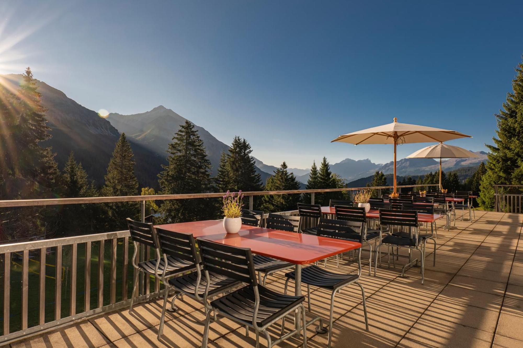 Valbella-Lenzerheide Youth Hostel Exterior foto
